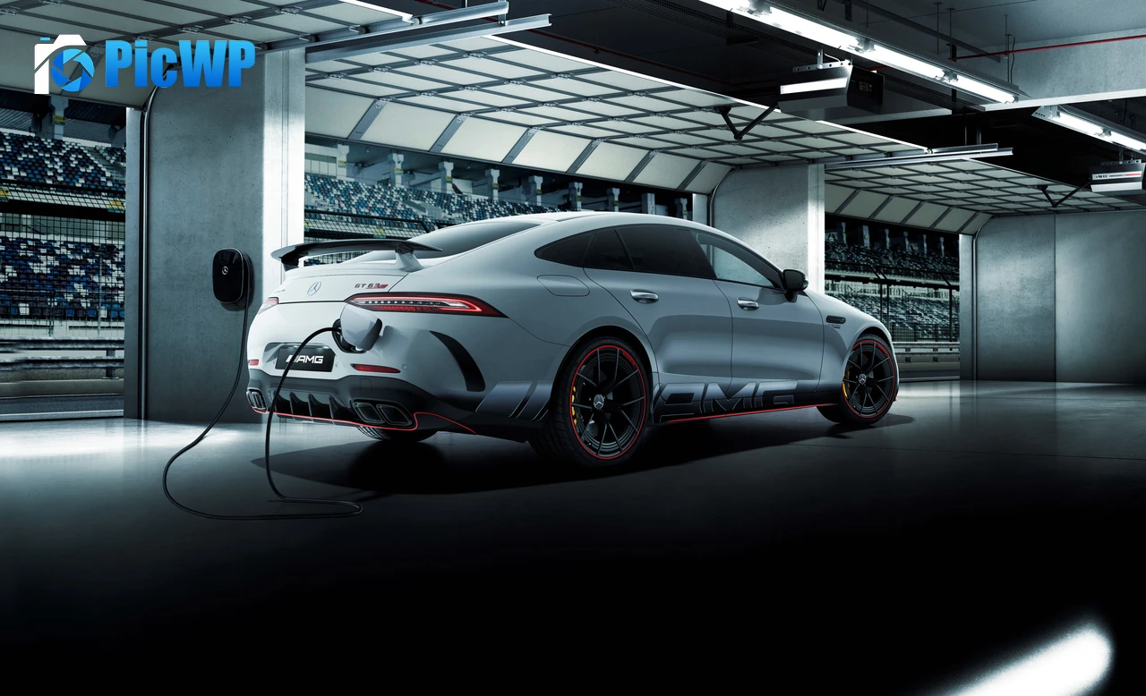 Mercedes-AMG GT 63 S E Performance 4-Door Coupe 6K PC Wallpaper