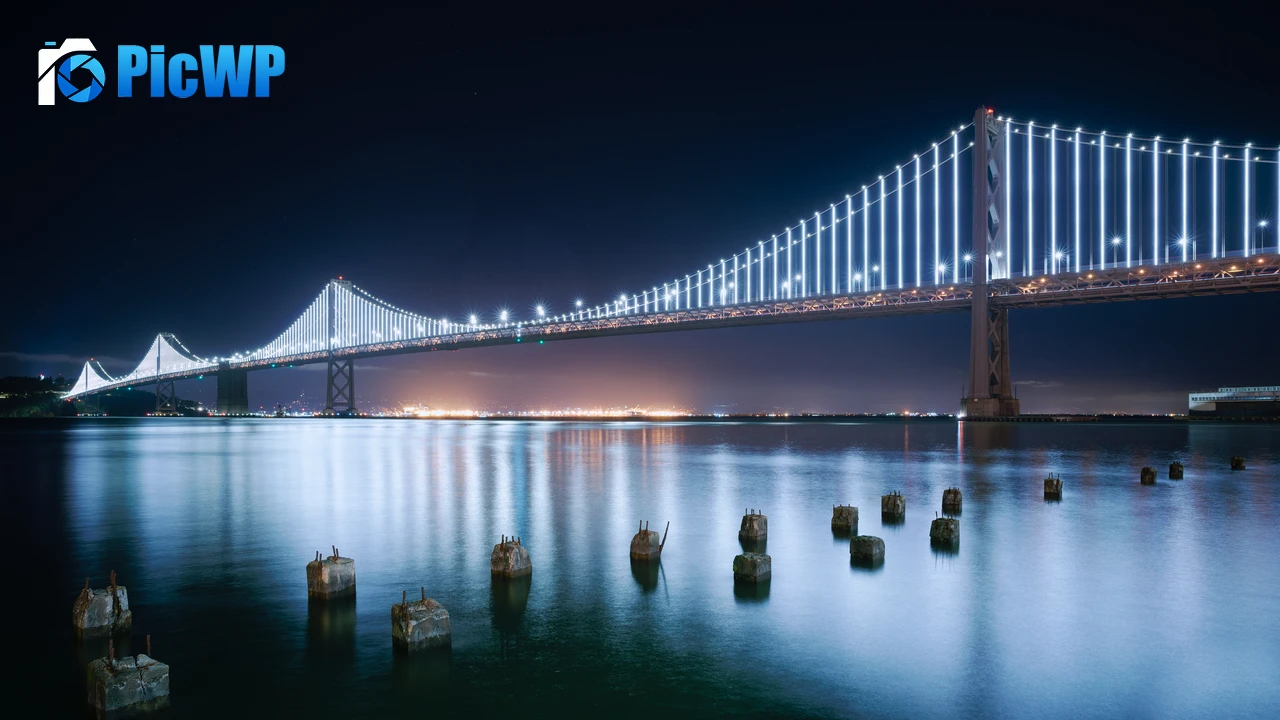 San Francisco-Oakland Bay Bridge Night lights 7K PC Wallpaper