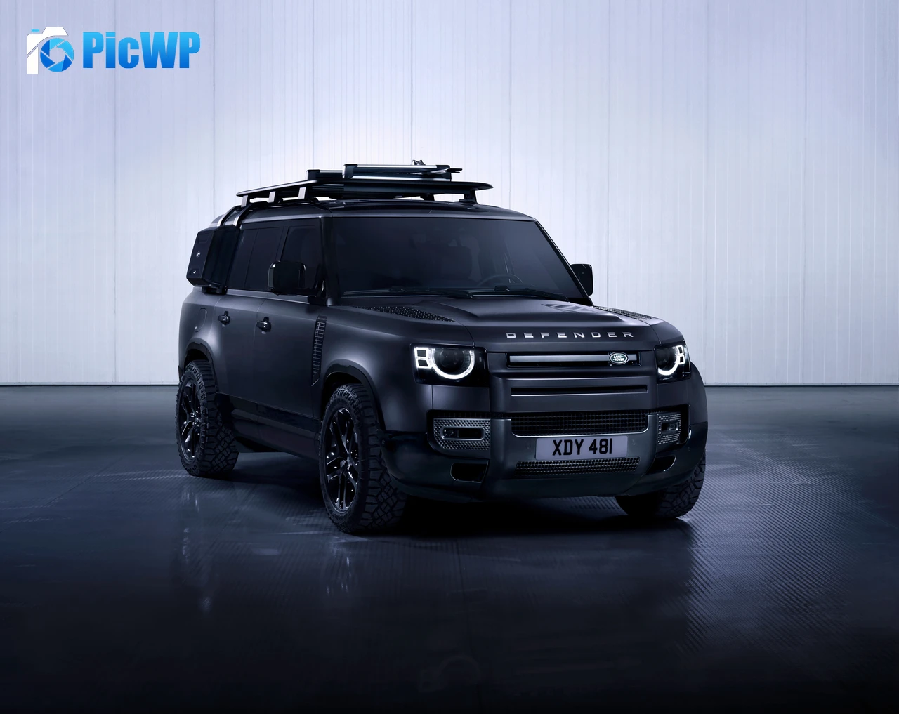 Land Rover Defender 130 8K PC Wallpaper