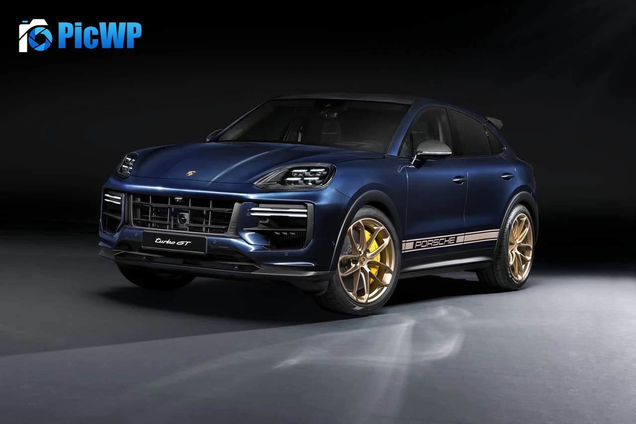 Porsche Cayenne Turbo GT Luxury SUV 4K PC Wallpaper