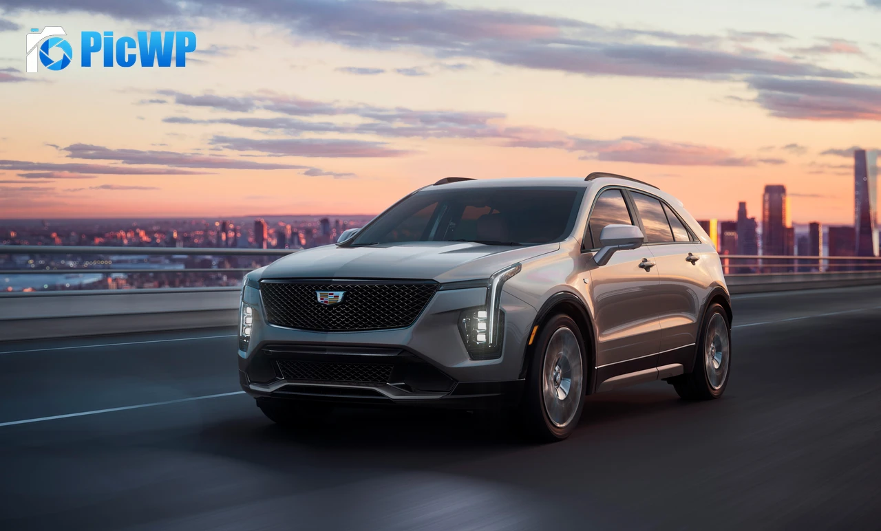 Cadillac XT4 Sport Luxury SUV 6K PC Wallpaper