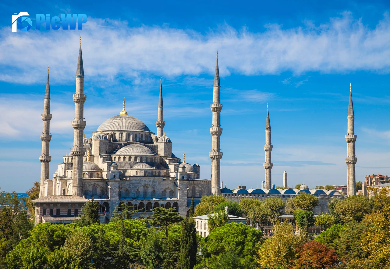 Blue Mosque Istanbul 6K PC Wallpaper