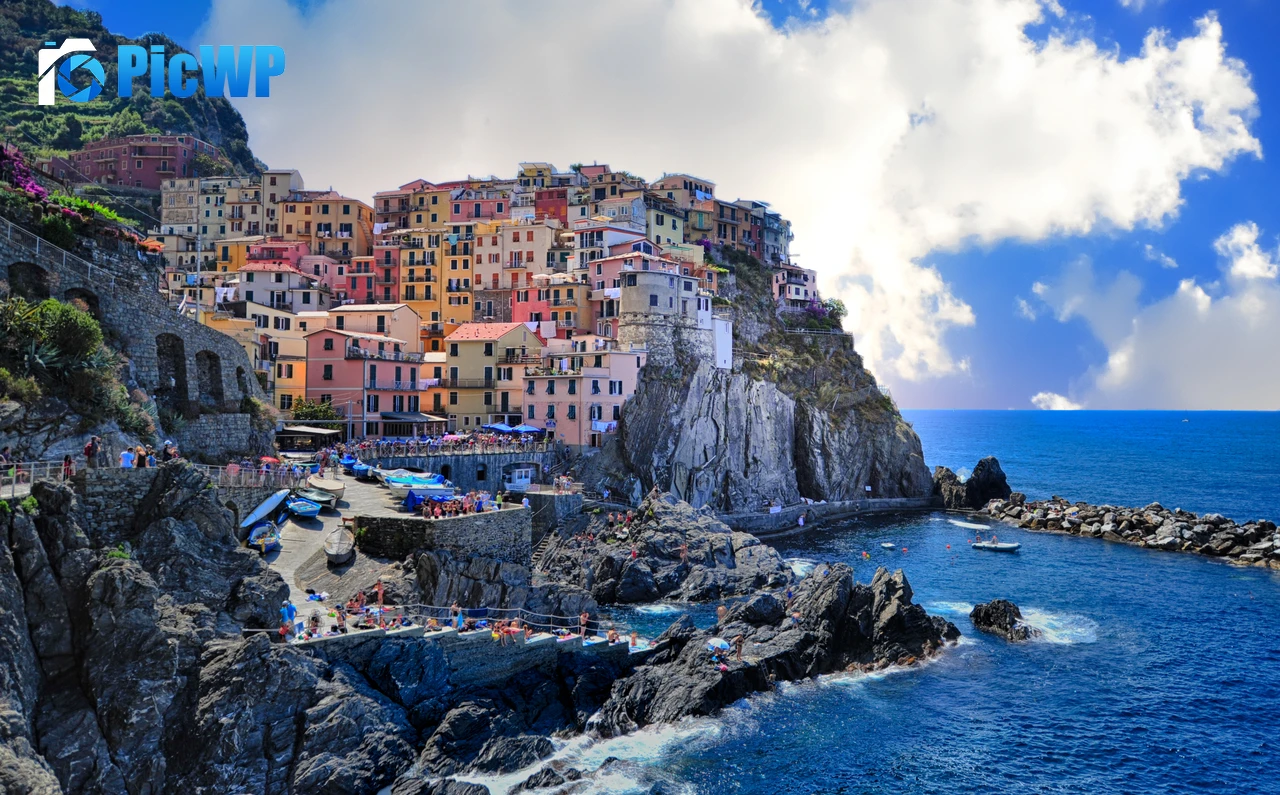 Manarola Cinque Terre 4K PC Wallpaper