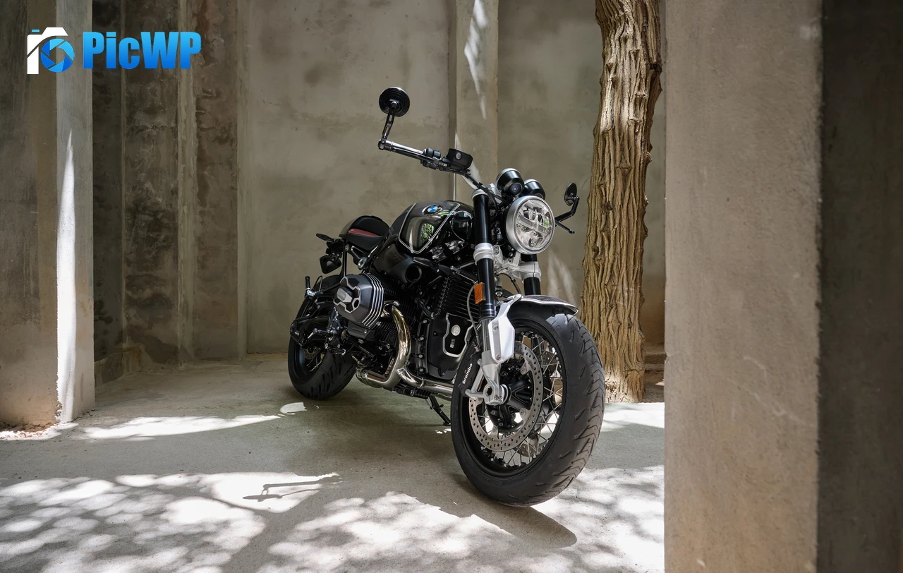 BMW R nineT Cafe racer 5K PC Wallpaper