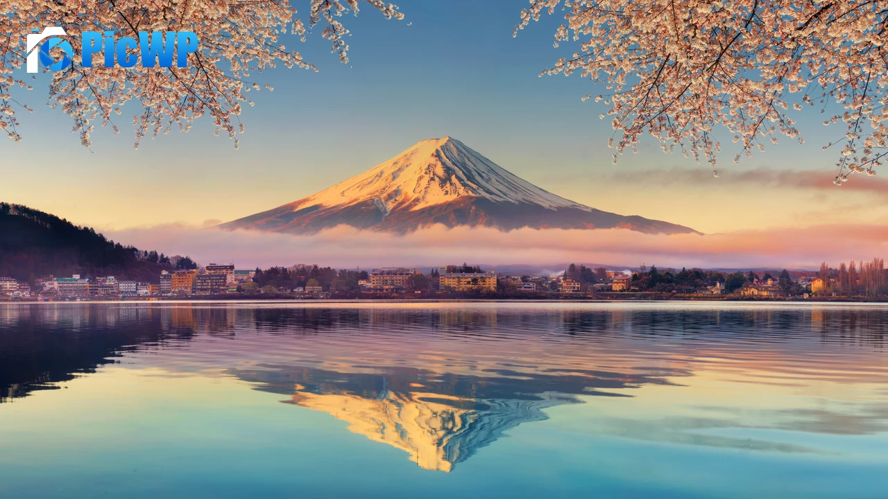 Lake Kawaguchi Mount Fuji 6K PC Wallpaper