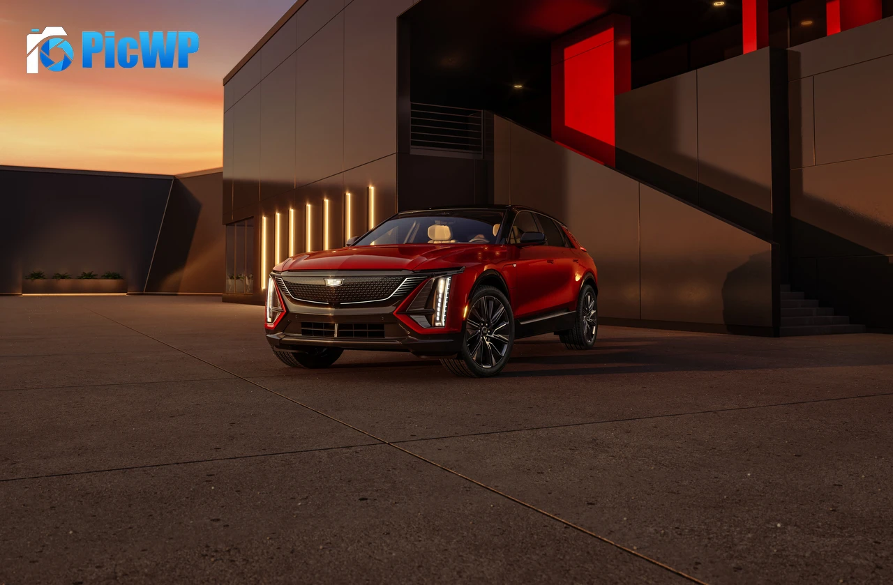 Cadillac Lyriq Sport Electric SUV 6K PC Wallpaper