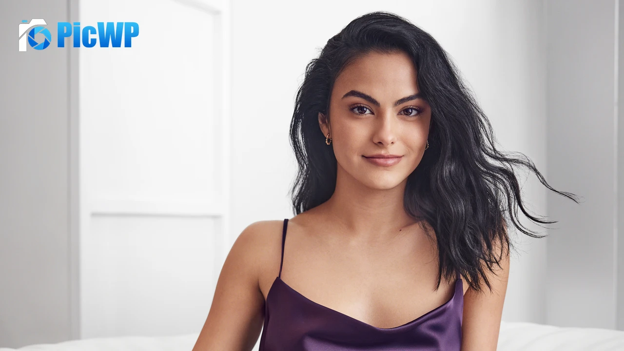 Camila Mendes 6K PC Wallpaper