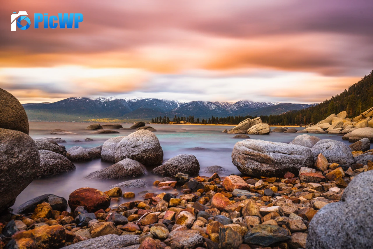Lake Tahoe Sierra Nevada mountains 6K PC Wallpaper