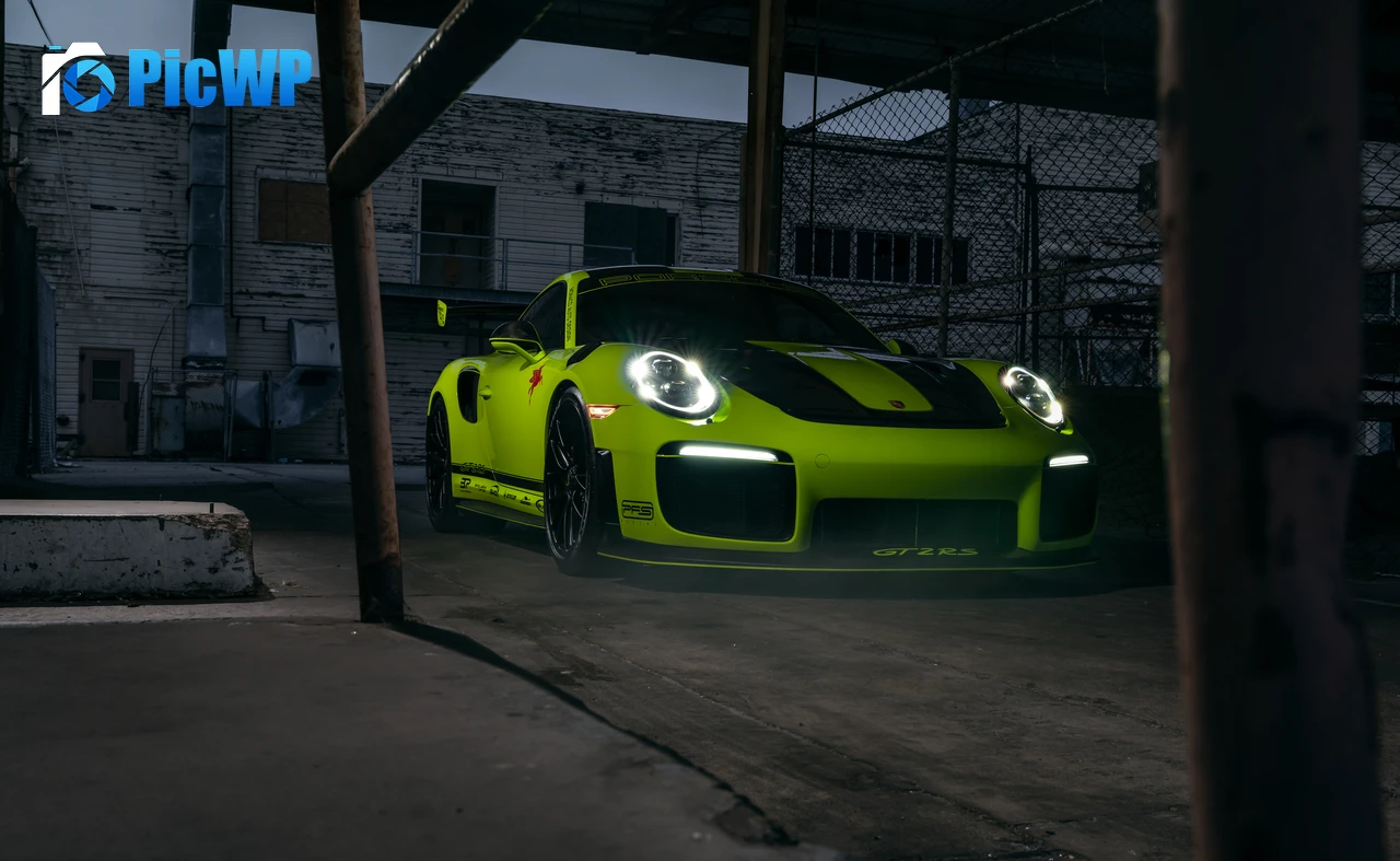 Porsche 911 GT2 RS Supercar 8K PC Wallpaper