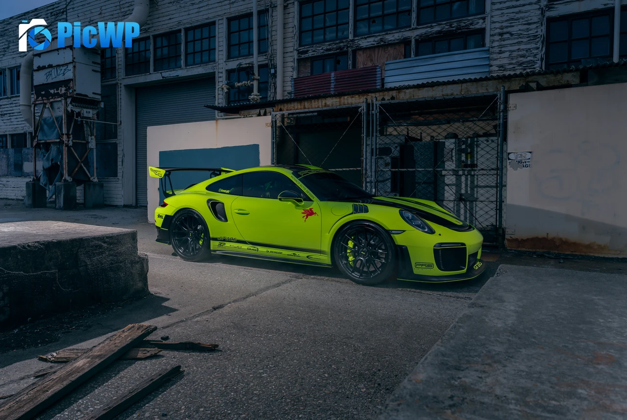 Porsche 911 GT2 RS Exotic car 8K PC Wallpaper