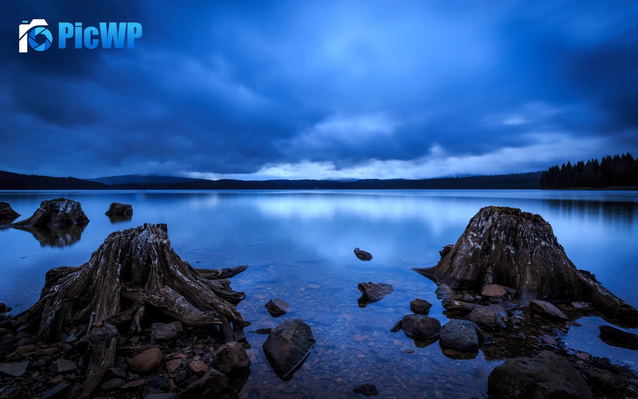 Timothy Lake Oregon 6K PC Wallpaper