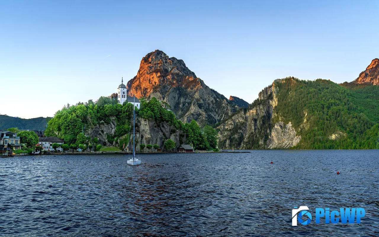 Lake Traunsee Johannis Church Traunkirchen Austria 5K PC Wallpaper