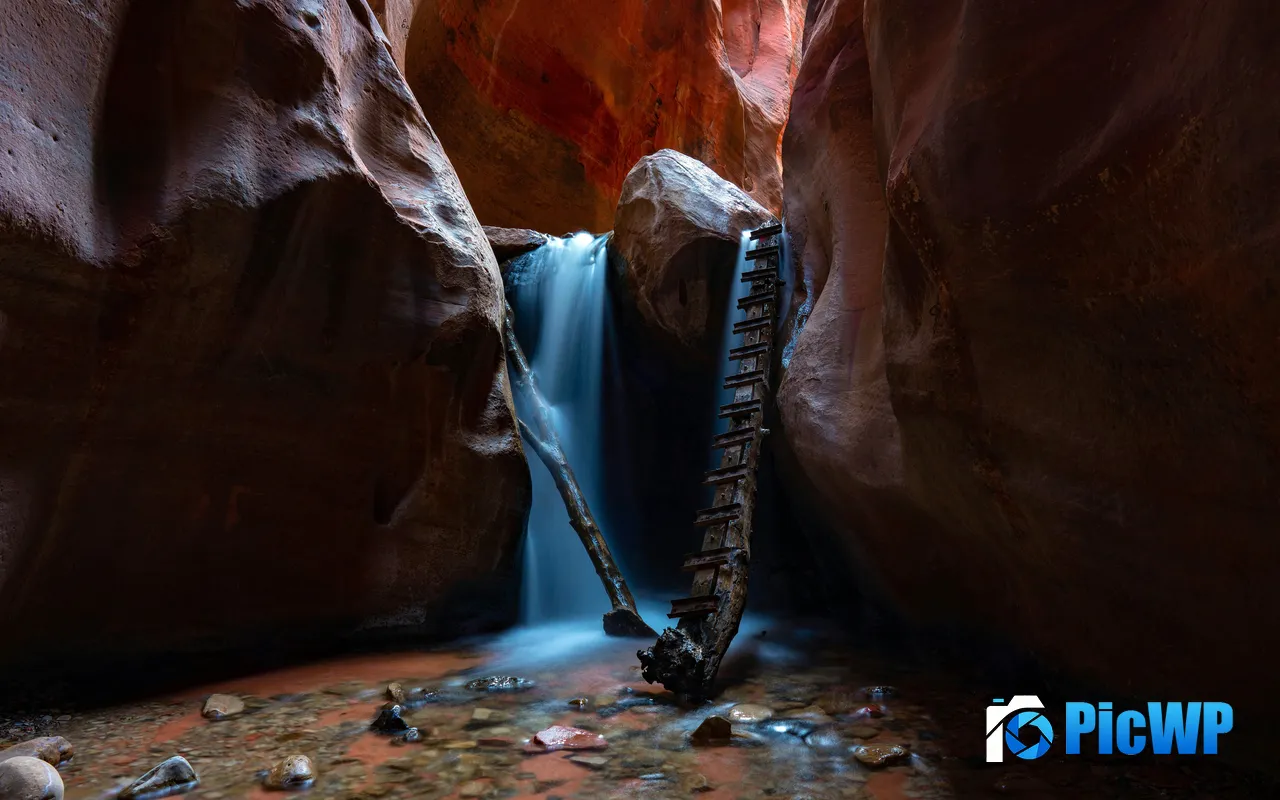 Kanarraville Falls Cave Antelope Canyon UT USA 5K PC Wallpaper
