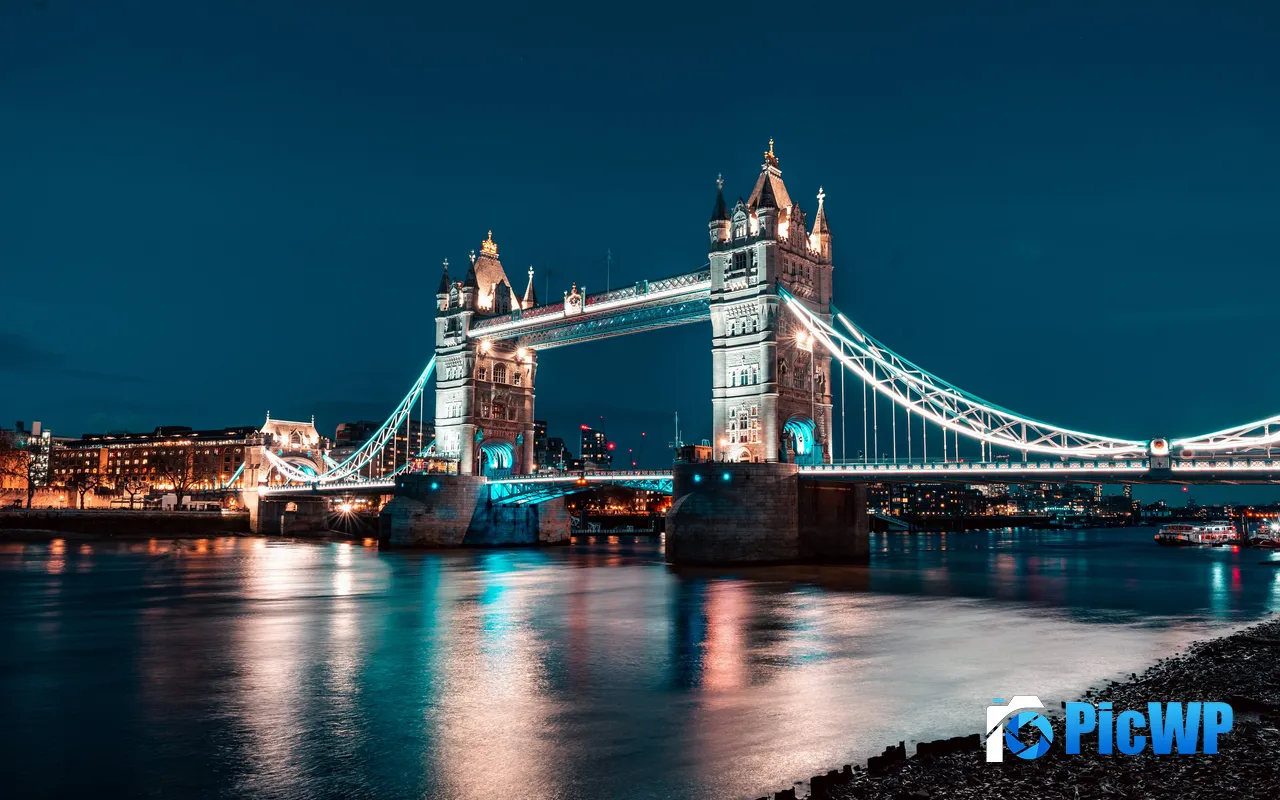 Tower Bridge England London Thames River <font color=red>Night</font> lighting 5K PC Wallpaper