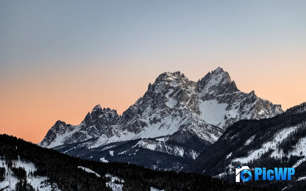 Summer Dusk Mountains Bolzano South Tyrol Italy 5K PC Wallpaper
