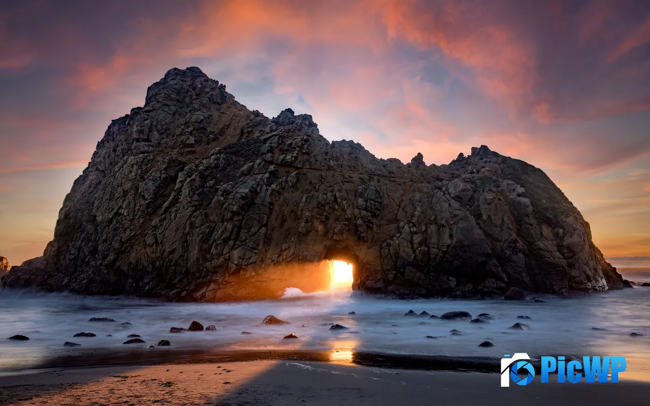 Sunshine Rock Arch Pfeiffer Beach <font color=red>California</font> 5K PC Wallpaper