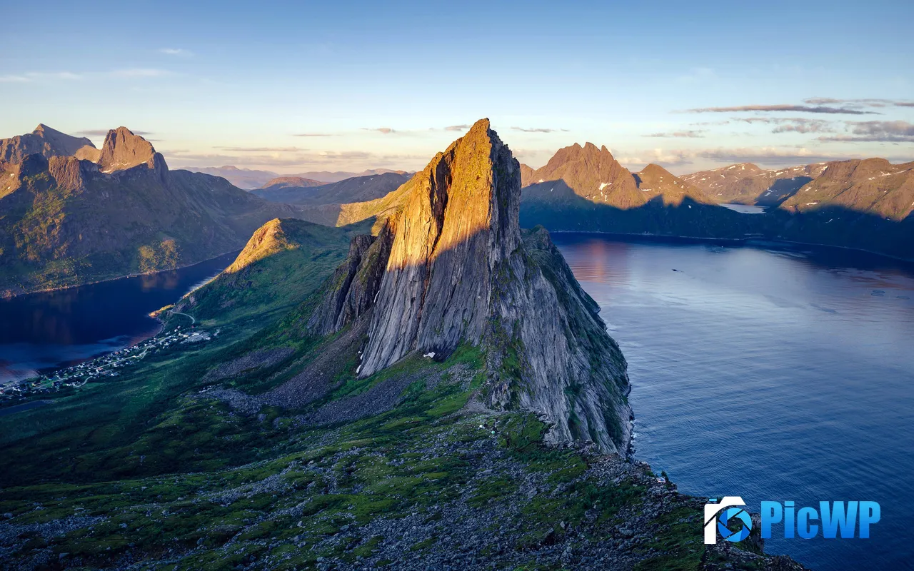 Coast Mountain Peak <font color=red>Sun</font>light Senja Norway 5K PC Wallpaper