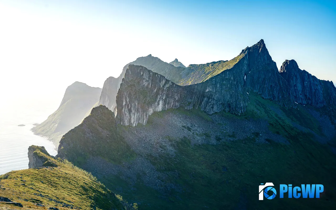 Coast Fjord <font color=red>Peak</font> Mist Senja Norway 5K PC Wallpaper