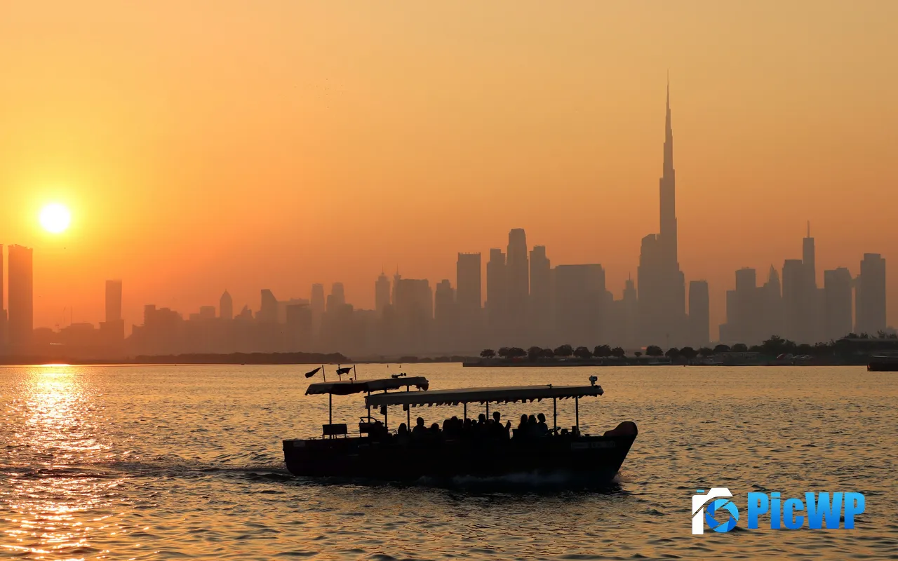 Burj Khalifa Cruise Boat <font color=red>Sunset</font> Skyline Dubai Arab 5K PC Wallpaper