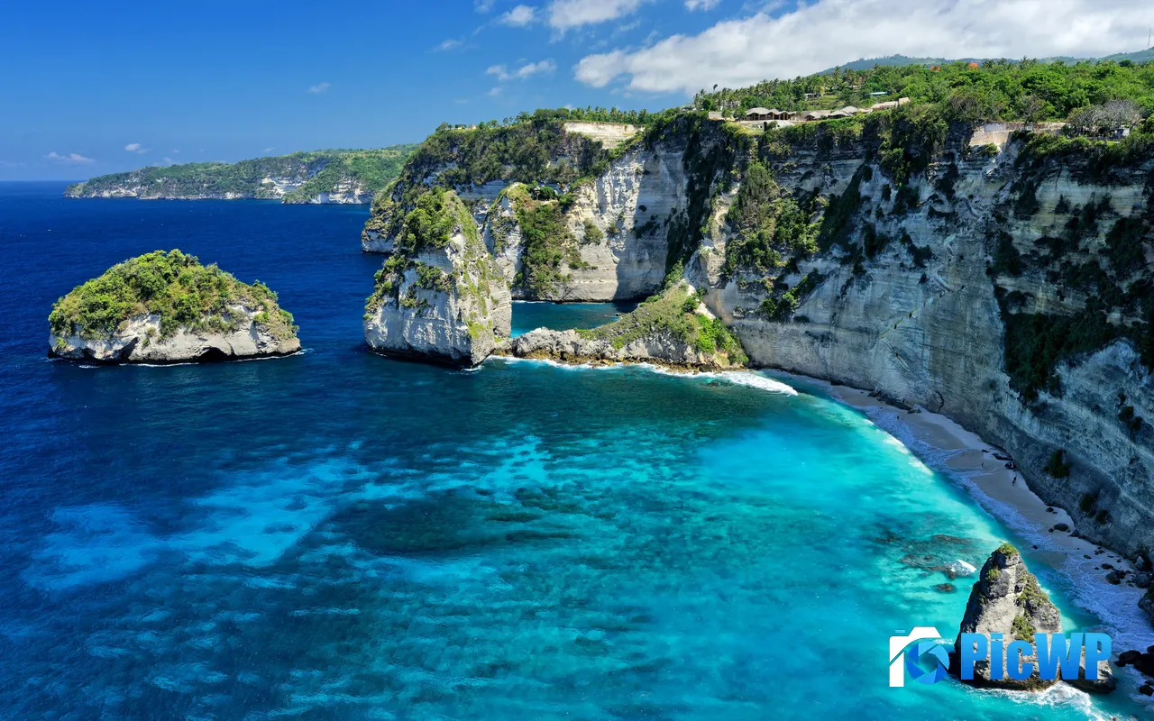Diamond Beach Villas Fjord Pejukutan Indonesia 5K PC Wallpaper