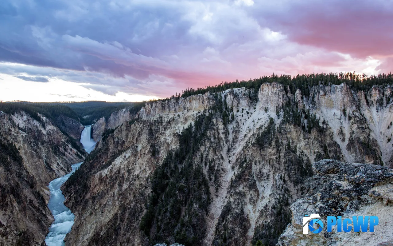 Dusk Canyon River Yellowstone National Park Wyoming 5K PC Wallpaper