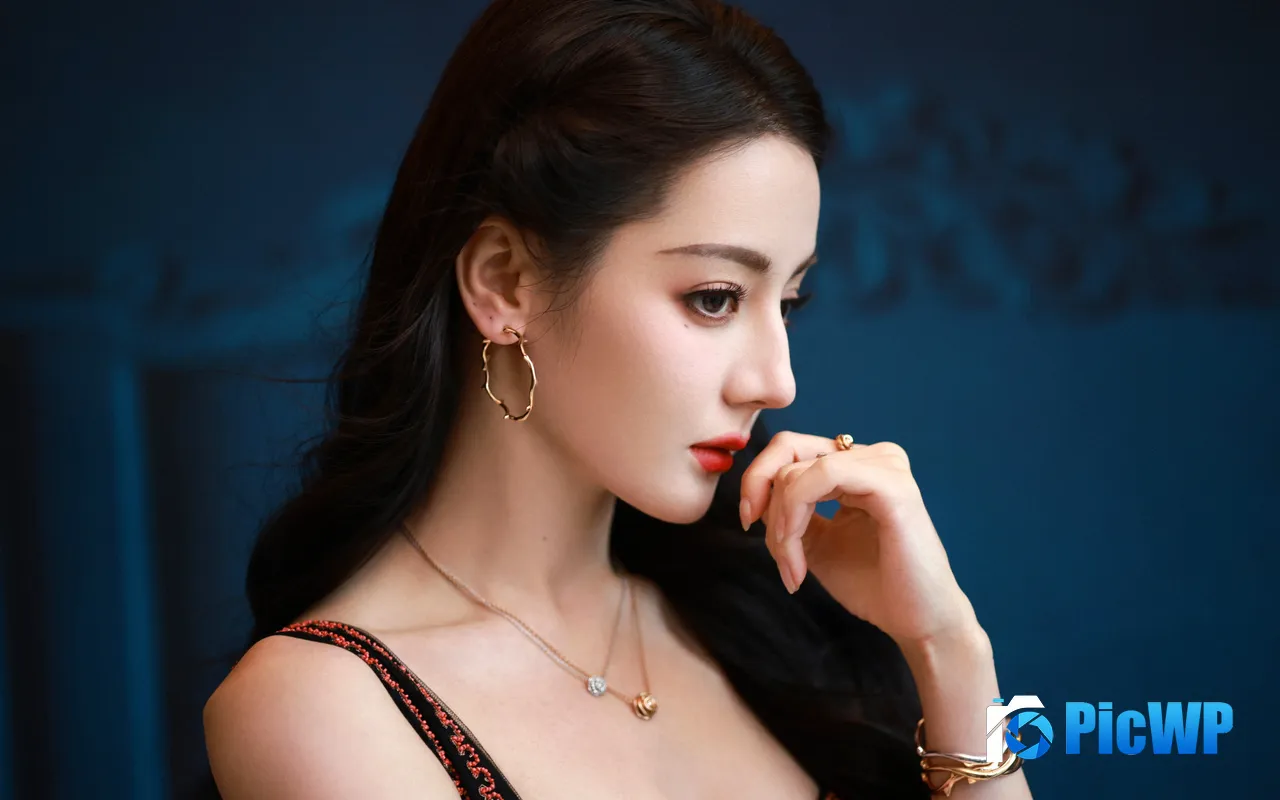 Dilraba China Beauty <font color=red>Actor</font> Star Portrait 5K PC Wallpaper