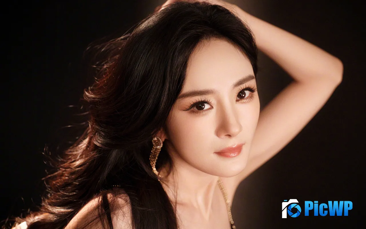 YangMi 2026 Weibo Queen Charming Star Celebrities Actor 5K PC Wallpaper