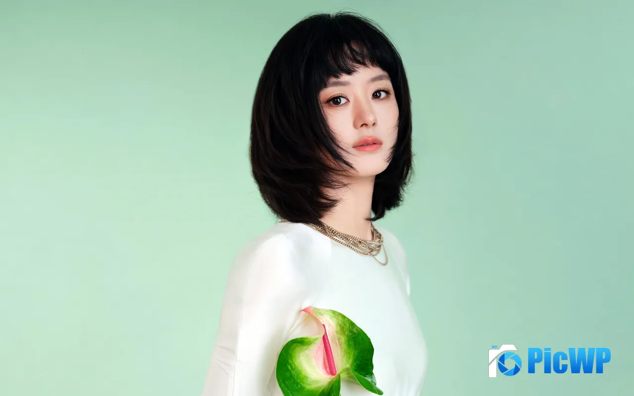 Zhao Liying 2026 Short Hair Charming Actor Fashion 5K PC Wallpaper