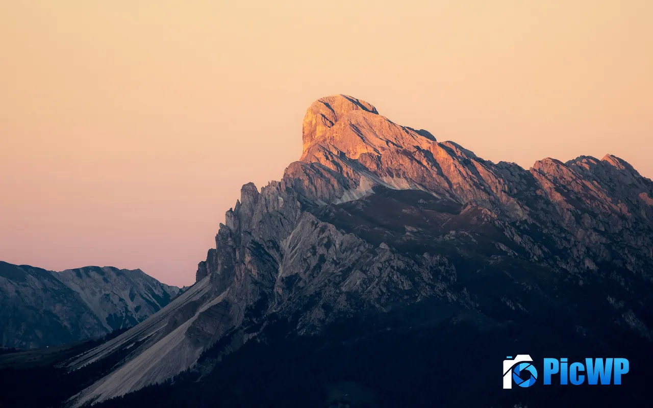 Peak Sunset Summer Mountains Bolzano Italy 5K PC Wallpaper