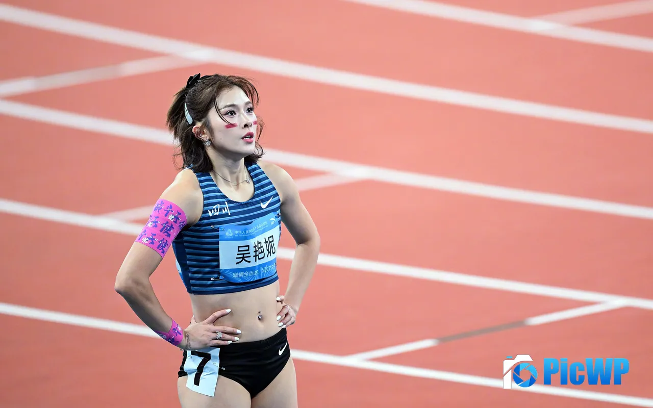 Female Athlete Competition field 1<font color=red>00</font>m Hurdles National Games China 5K PC Wallpaper