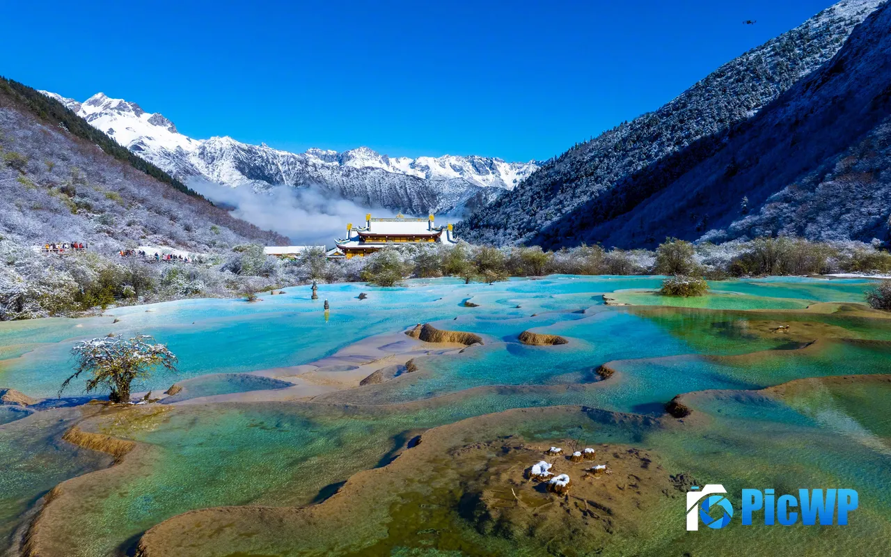 Huanglong Scenic Area Five Color Pool Snow Sichuan China 5K PC Wallpaper