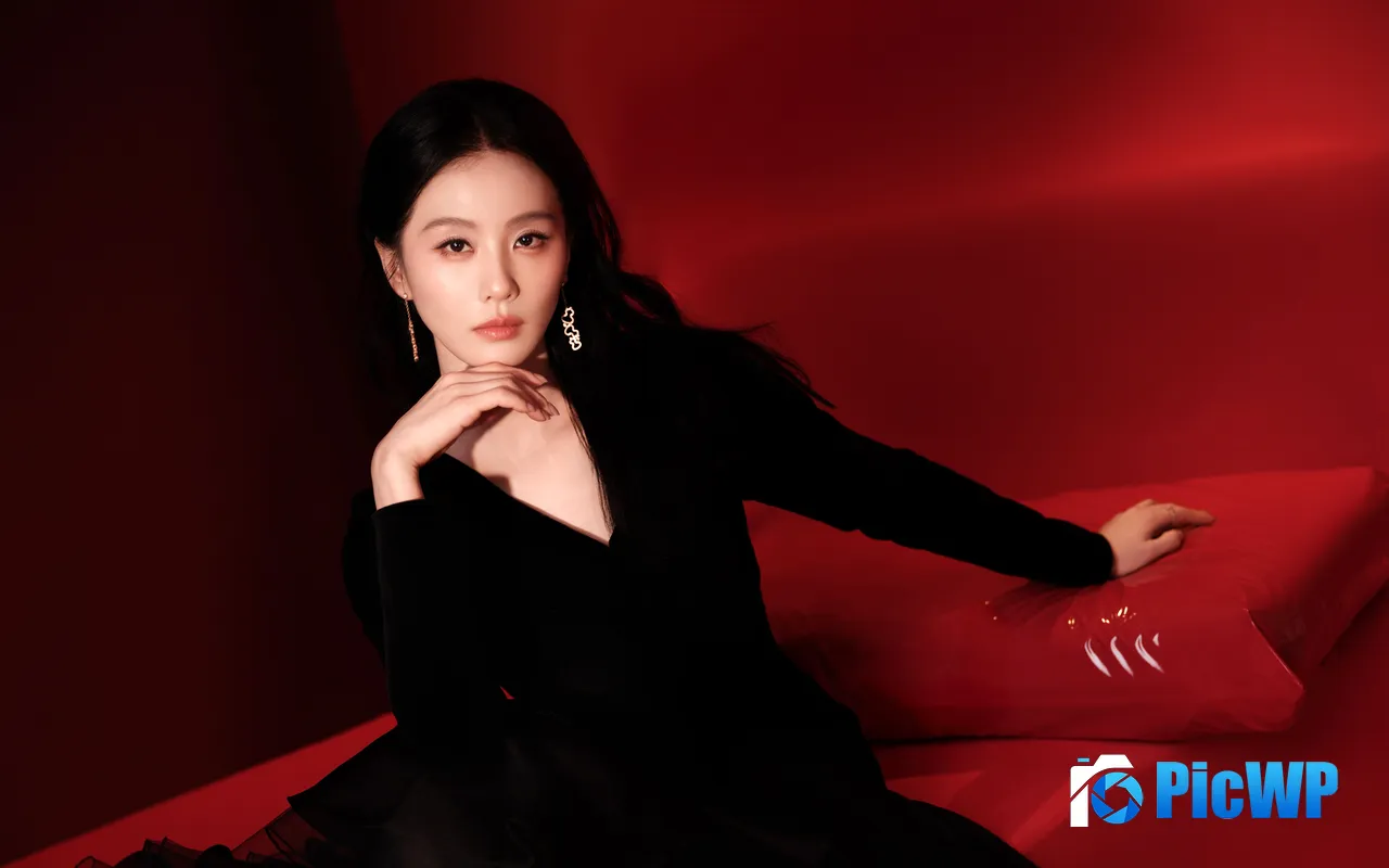 Liu Shishi 2025 Luxury Br<font color=red>and</font> AD Actor Star Photo 5K PC Wallpaper