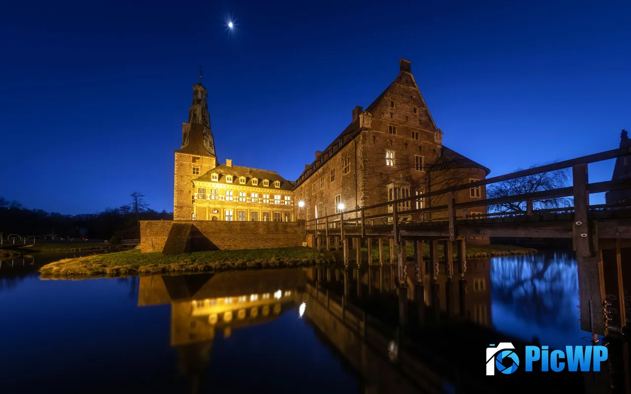 Raesfeld Castle Germany Night Lake Building 5K PC Wallpaper