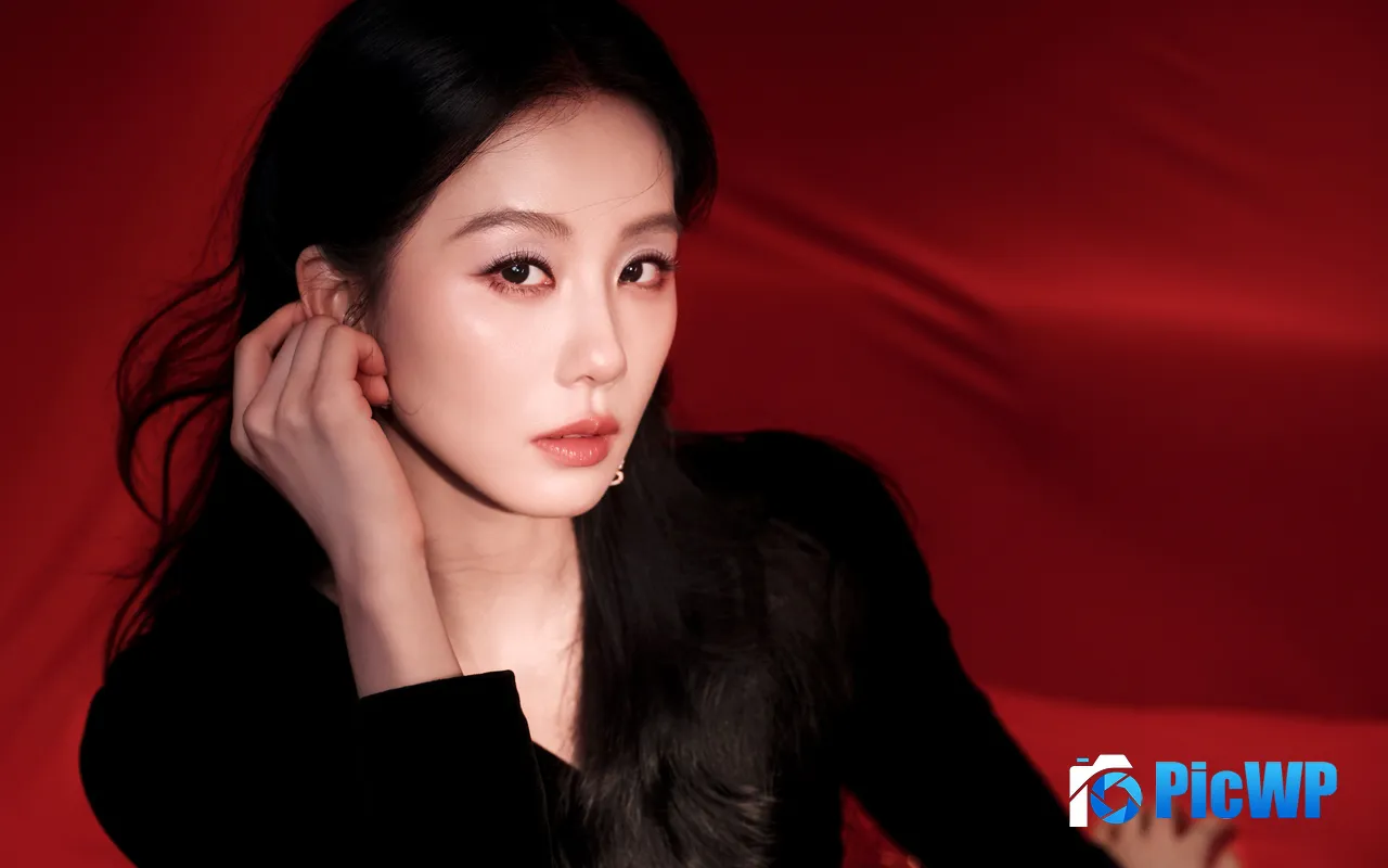 Liu Shishi <font color=red>2</font>0<font color=red>2</font>5 Fashion Brand AD Actress Star 5K PC Wallpaper