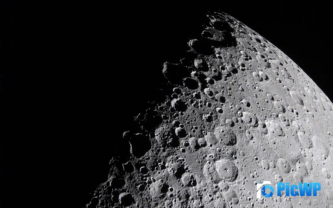 United States Artemis II Orion spacecraft Moon Crater 5K PC Wallpaper