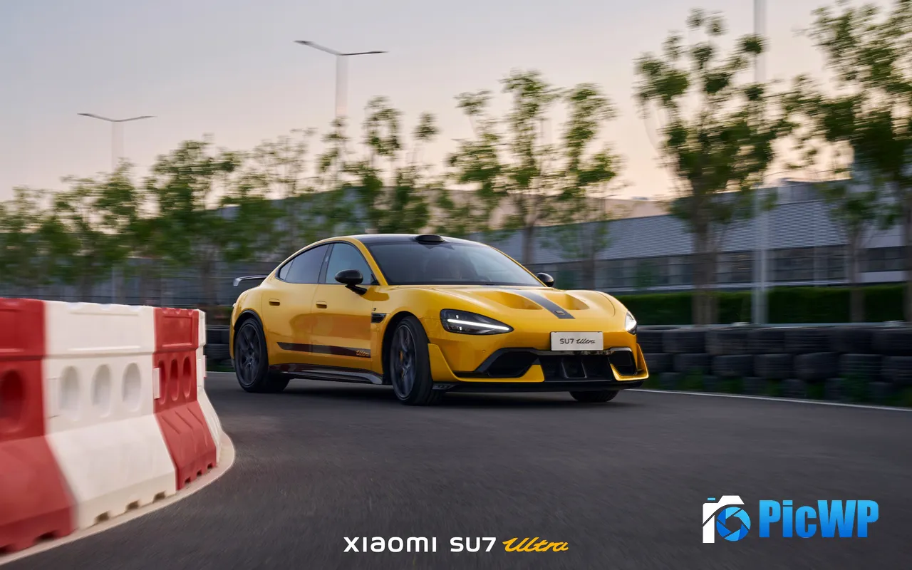 Xiaomi SU7 Ultra Electric Car Race Track Supercar 5K PC Wallpaper