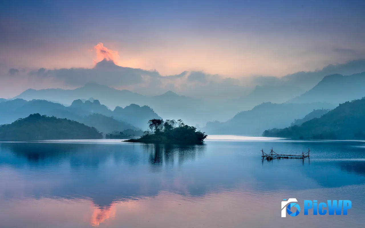 Vietnam Lake 2026 Annual Best Trip Nature Scenery 5K PC Wallpaper