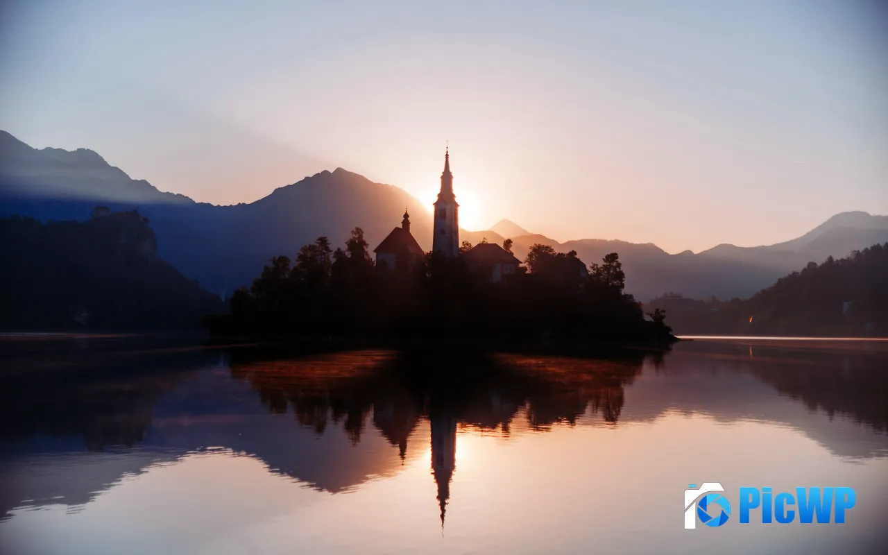 Dawn Morning Sunrise Sunlight Church Lake <font color=red>Mi</font>st 5K PC Wallpaper