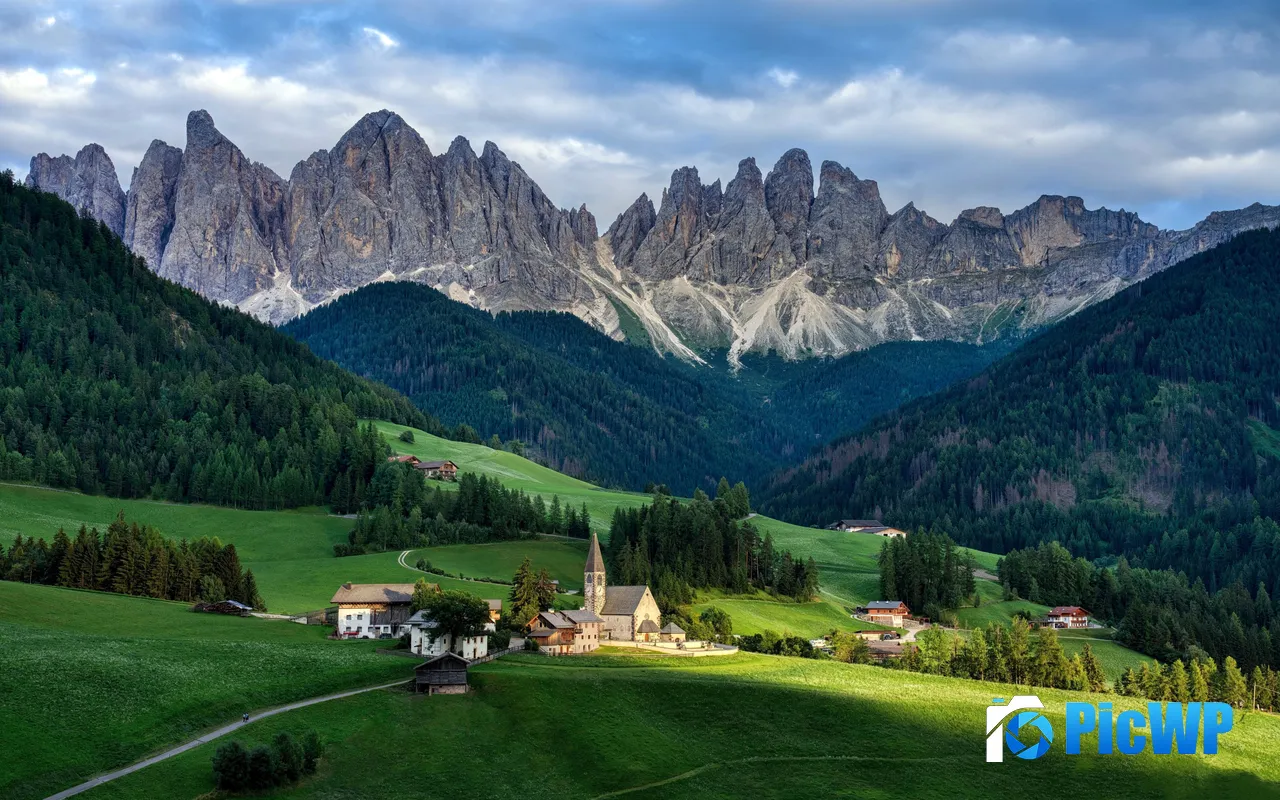 Perfect Travel Valley Peak Mountains Dolomites Italy 5K PC Wallpaper