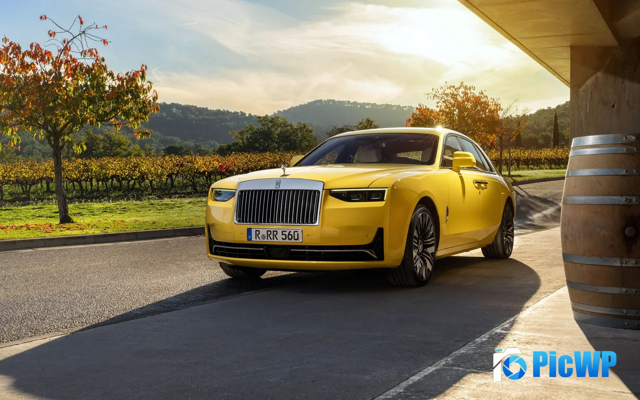 <font color=red>Yellow</font> Rolls Royce 2025 Black Badge Ghost 5K PC Wallpaper