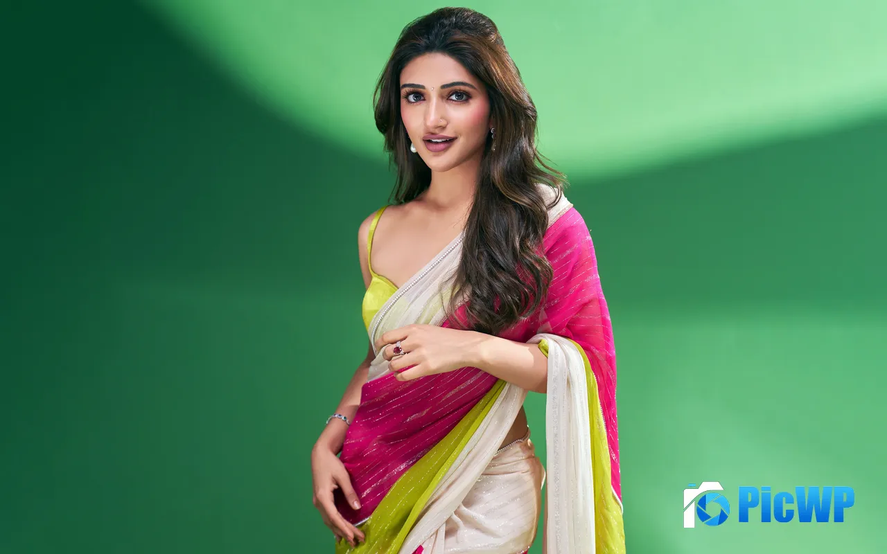 Sreeleela Saree Magazine <font color=red>2025</font> India Celebrity 5K PC Wallpaper