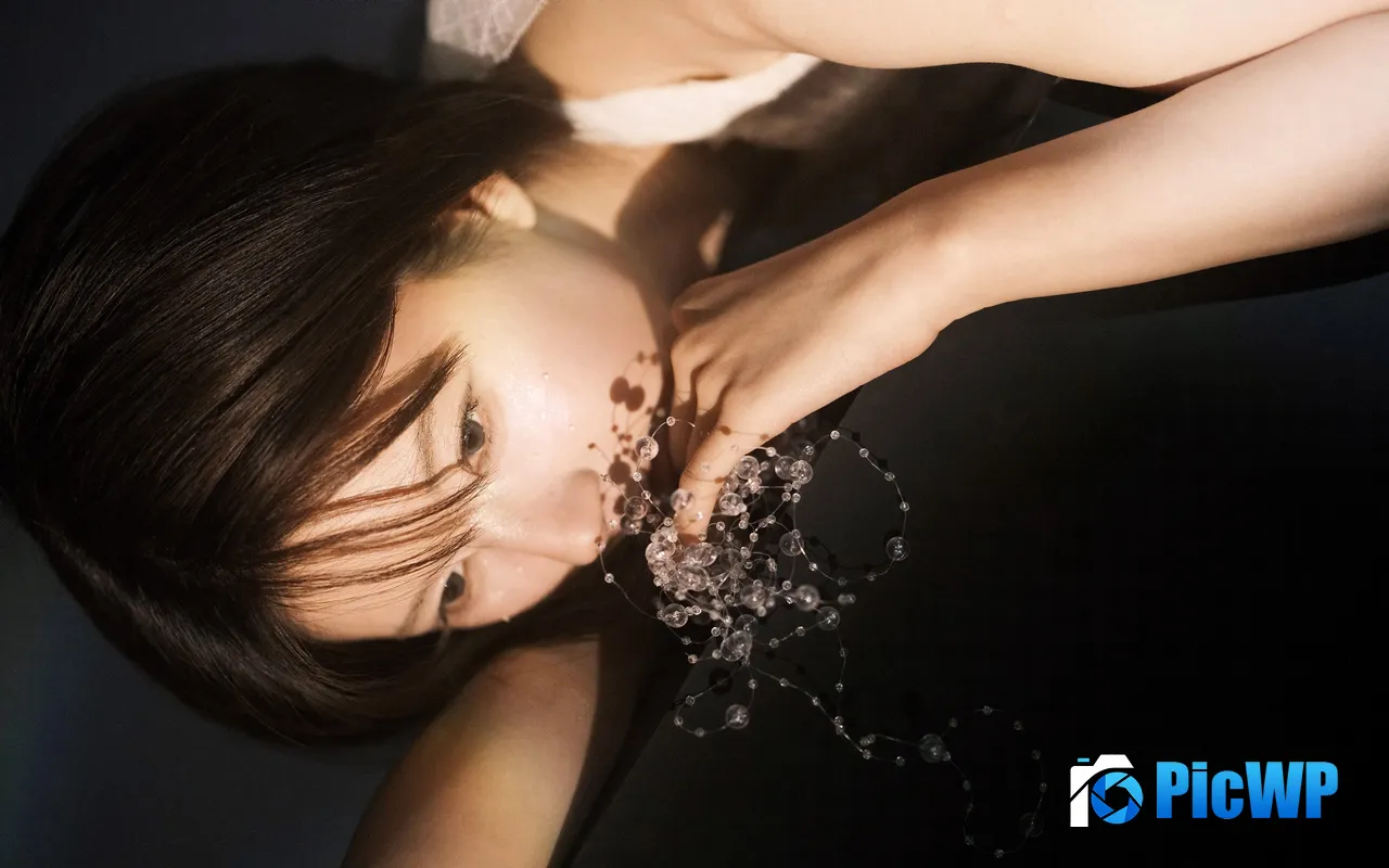 Lusi Zhao Beauty Youth Pop Fashion Star <font color=red>Actress</font> 5K PC Wallpaper