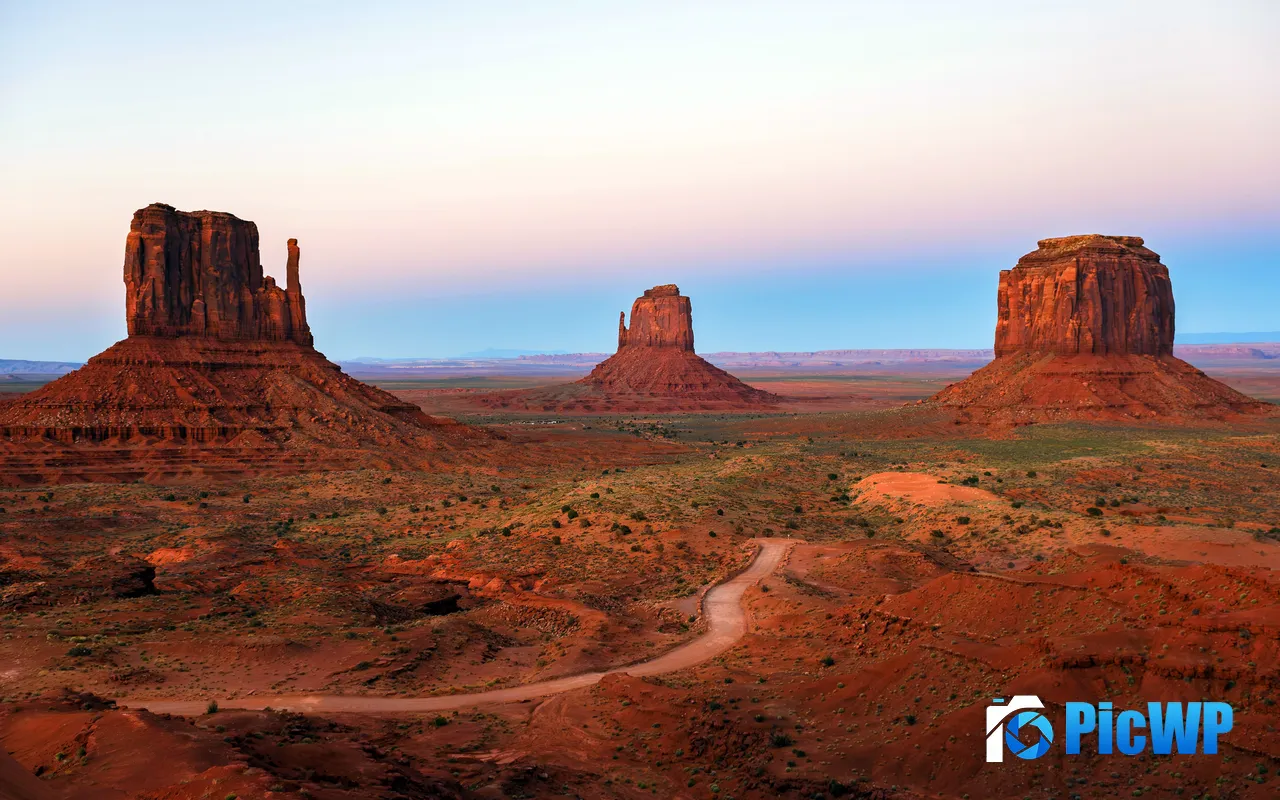 <font color=red>Sunset</font> Mitten Buttes Monument Valley Road UTAH USA 5K PC Wallpaper