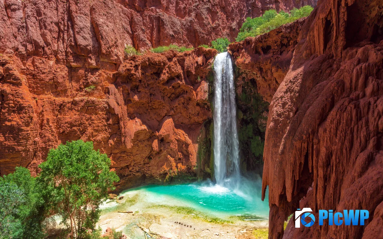 Mooney Falls Waterfall Havasupai Canyon Arizona USA 5K PC Wallpaper