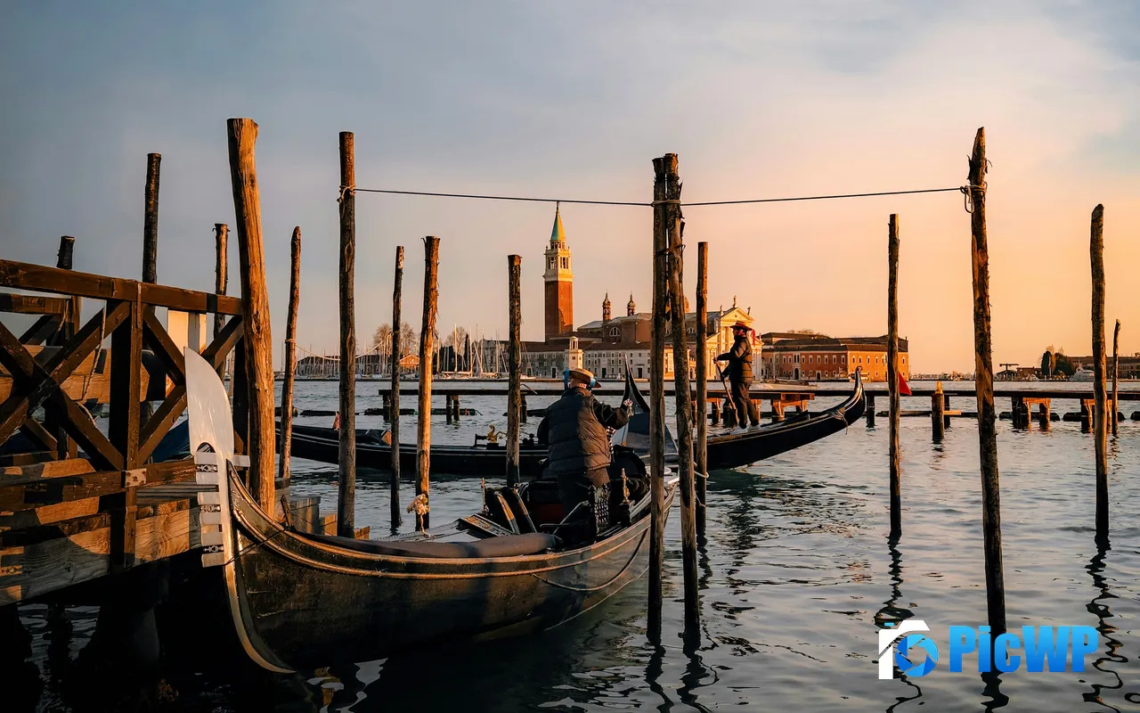Travel City Sunset Gondolas Docked Venice Italy 5K PC Wallpaper