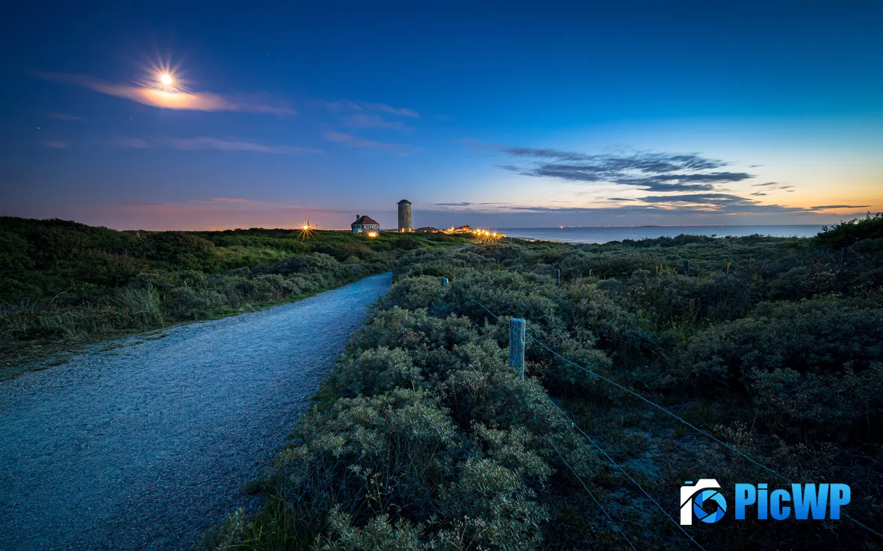 <font color=red>Pathway</font> Bushes Coast Village Sea Summer Dusk 5K PC Wallpaper