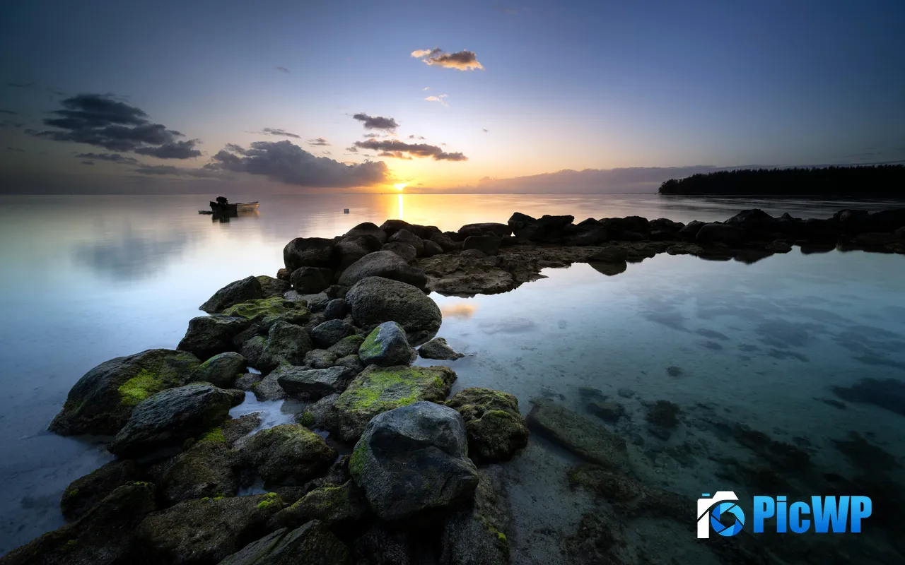 Ocean Stone Dawn Sunrise Hotel French Polynesia 5K PC Wallpaper