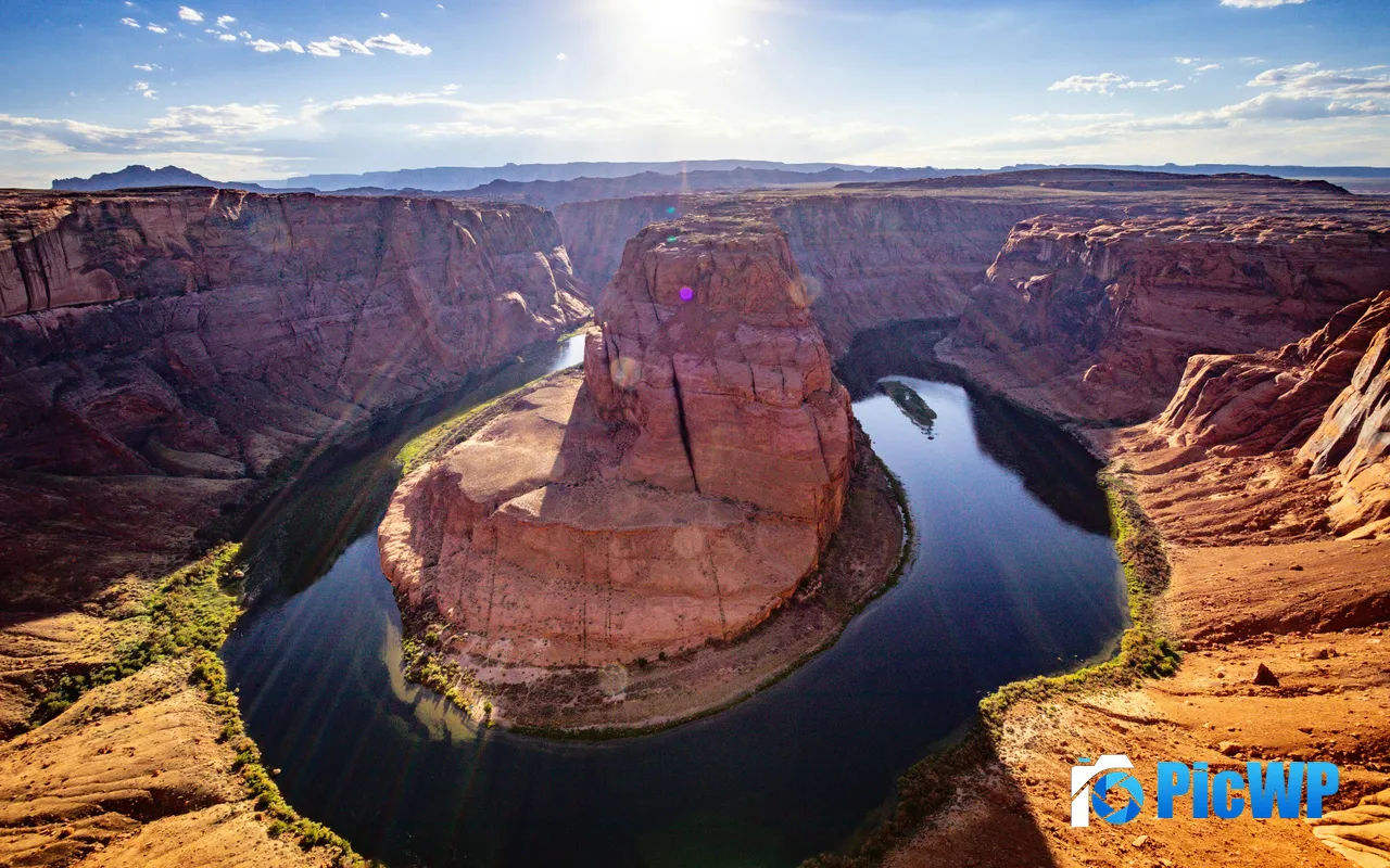 Horseshoe Bend Colorado River <font color=red>Sunlight</font> Arizona USA 5K PC Wallpaper