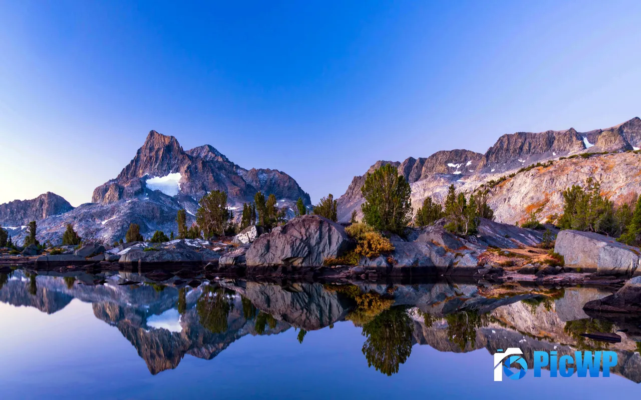 Nature Scenery <font color=red>Mountains</font> Reflected Cleaning Lake 5K PC Wallpaper
