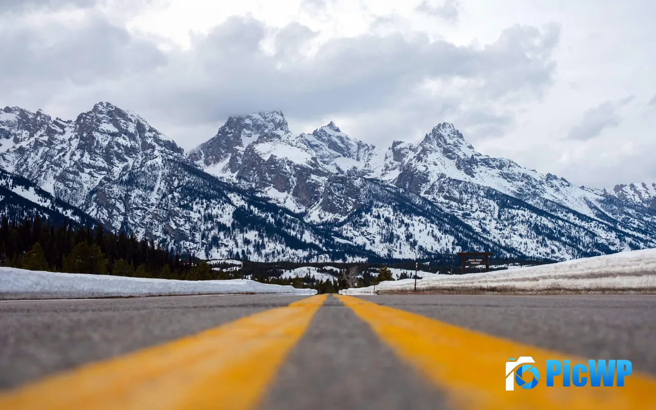 Snow Mount Road Grand Teton National Park Wyoming 5K PC Wallpaper